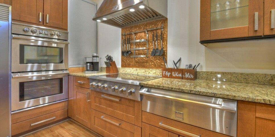 Blue Ridge - Snowbird Sanctuary - Kitchen