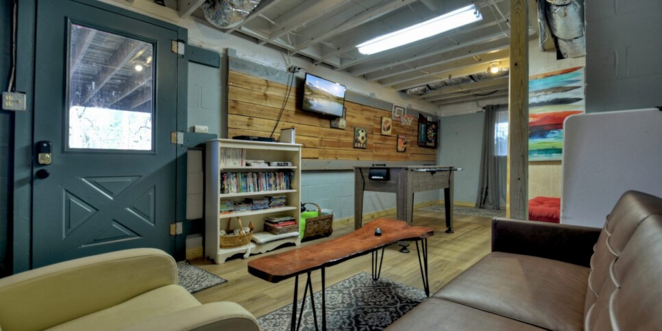 Blairsville Cabin - Moon Tower Cabin - Rec Room