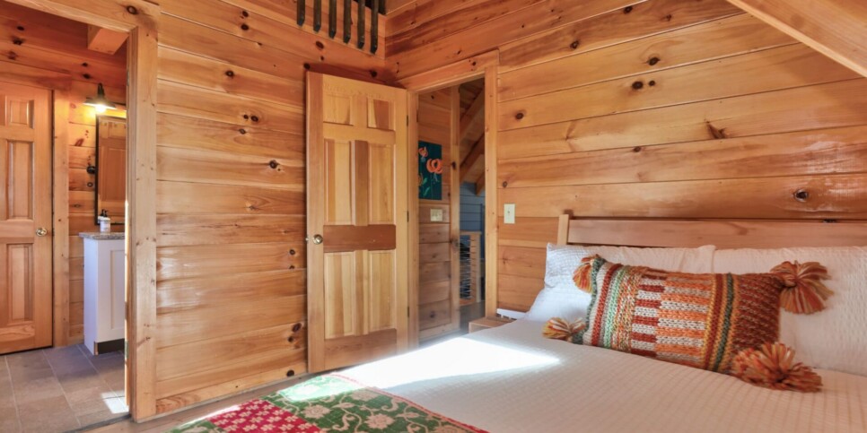 Big Canoe - Resting Retreat - Bedroom