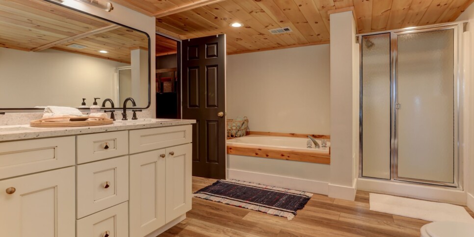 Big Canoe - Resting Retreat - Bathroom