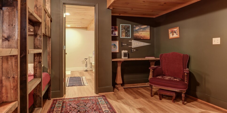 Big Canoe - Resting Retreat - Bedroom