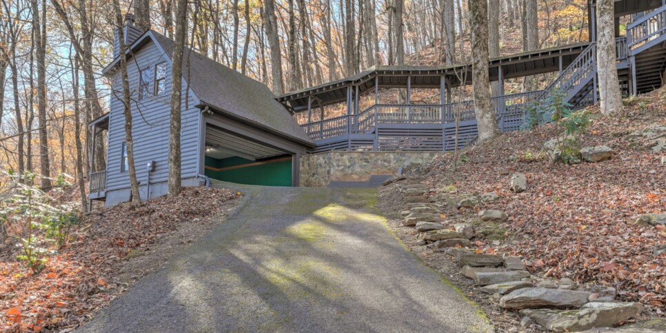Big Canoe - Resting Retreat - Exterior