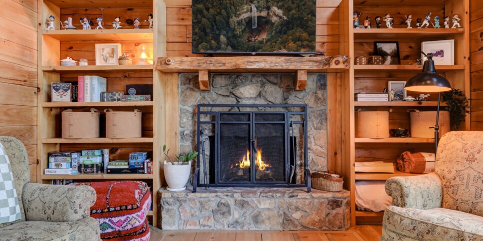 Big Canoe - Resting Retreat - Living Room