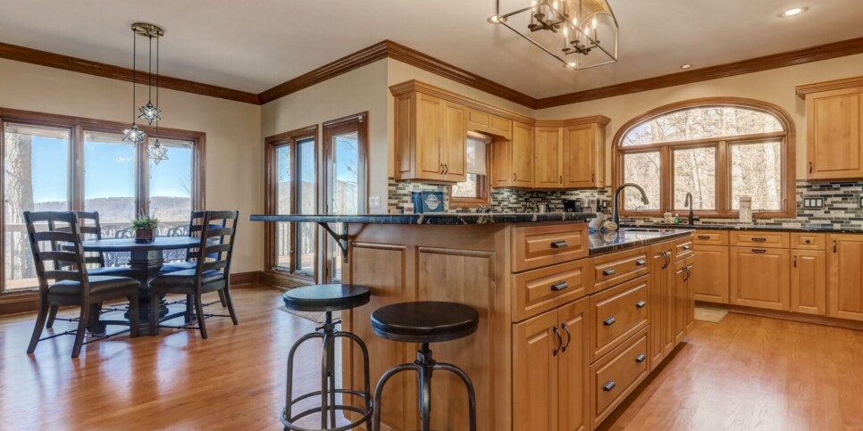 Big Canoe Rental - Starry Nights - Kitchen