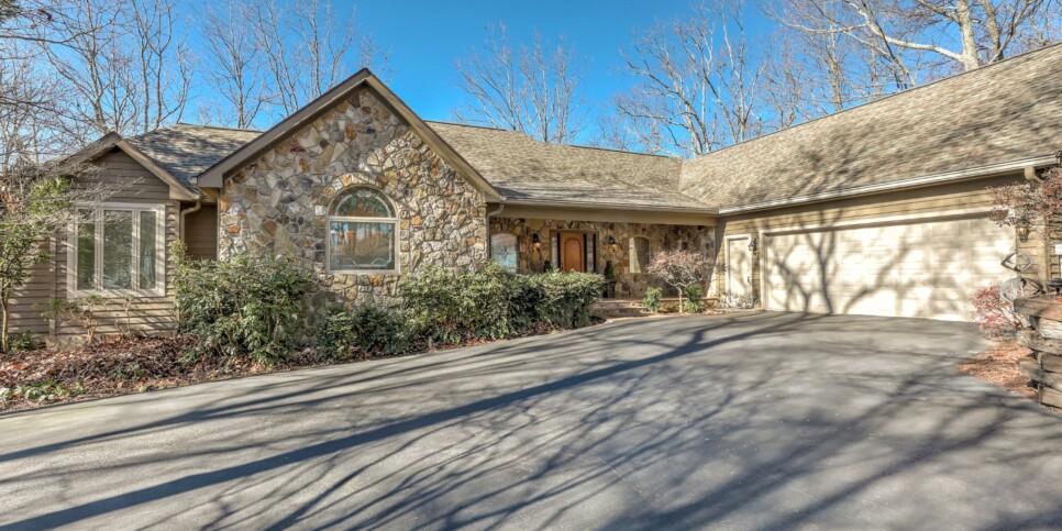 Big Canoe Rental - Starry Nights - Exterior