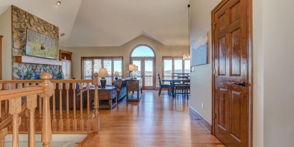 Big Canoe Rental - Starry Nights - Living Room