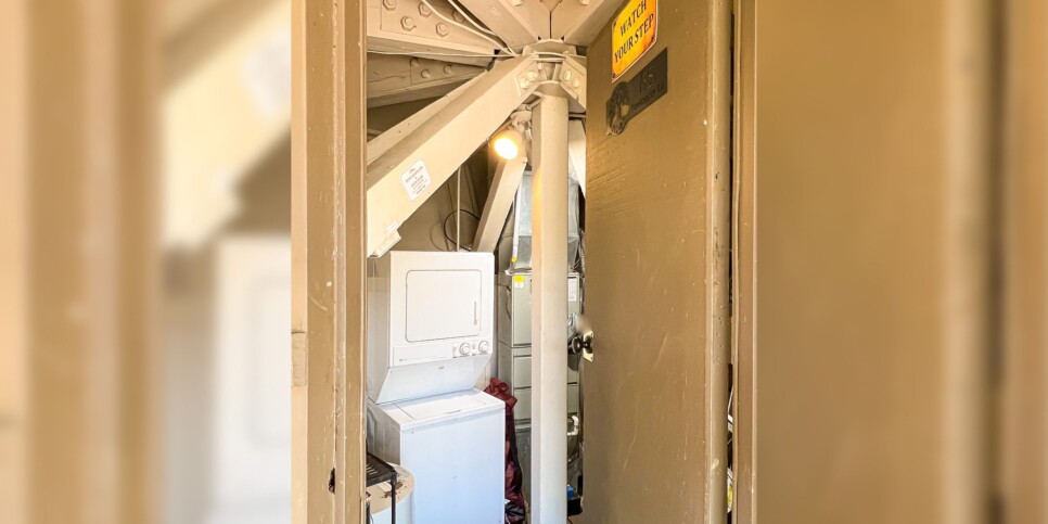 Big Canoe - Treehouse of Life - Laundry