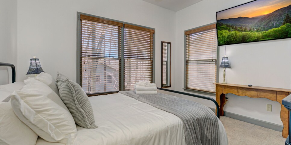 Big Canoe Rental - HooRay - Bedroom