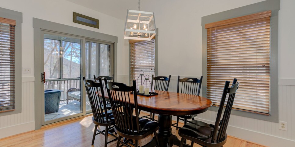 Big Canoe Rental - HooRay - Kitchen