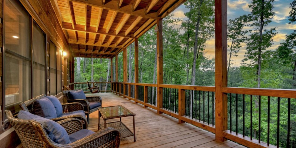 Cherry Log Cabin - The Lost Shepherd - Exterior