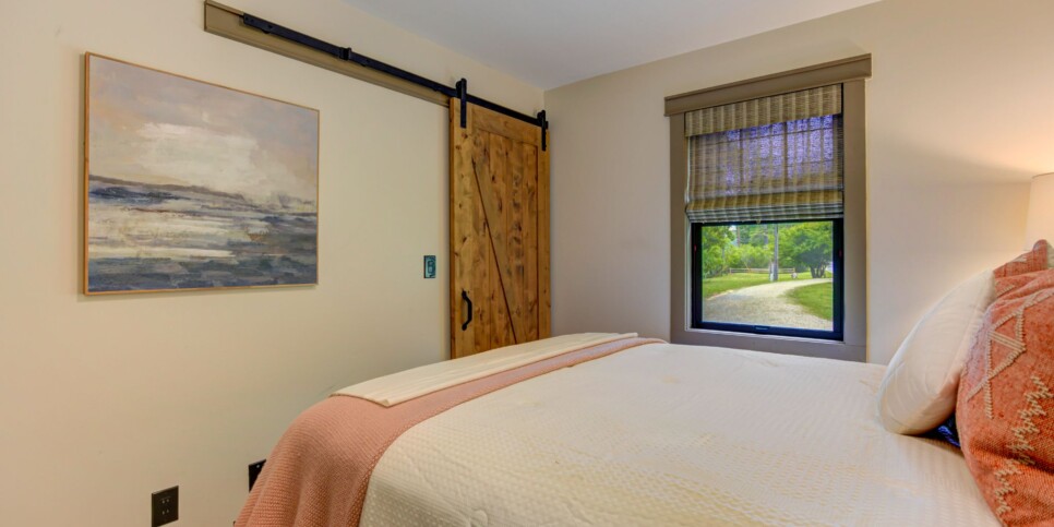 Blue Ridge Cabin - River Cottage of Blue Ridge - Bedroom