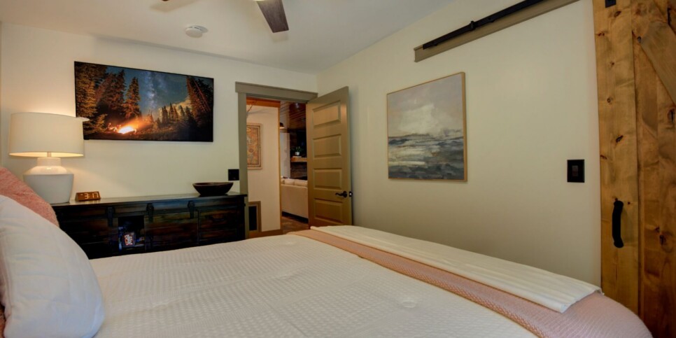Blue Ridge Cabin - River Cottage of Blue Ridge - Bedroom