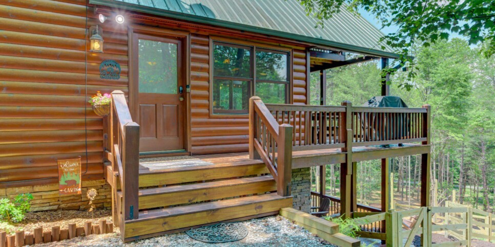 Blue Ridge - Family Time Cabin - Exterior