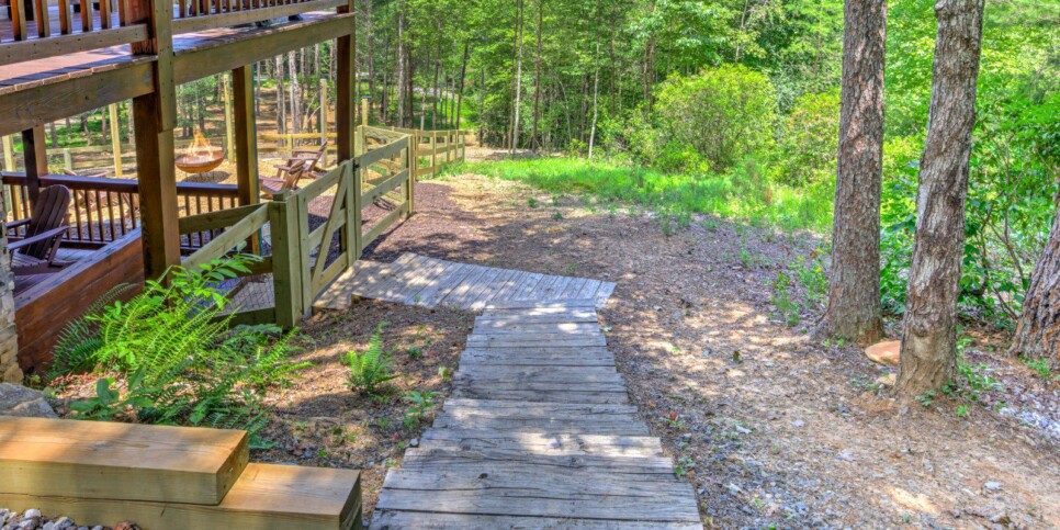 Blue Ridge - Family Time Cabin - Exterior