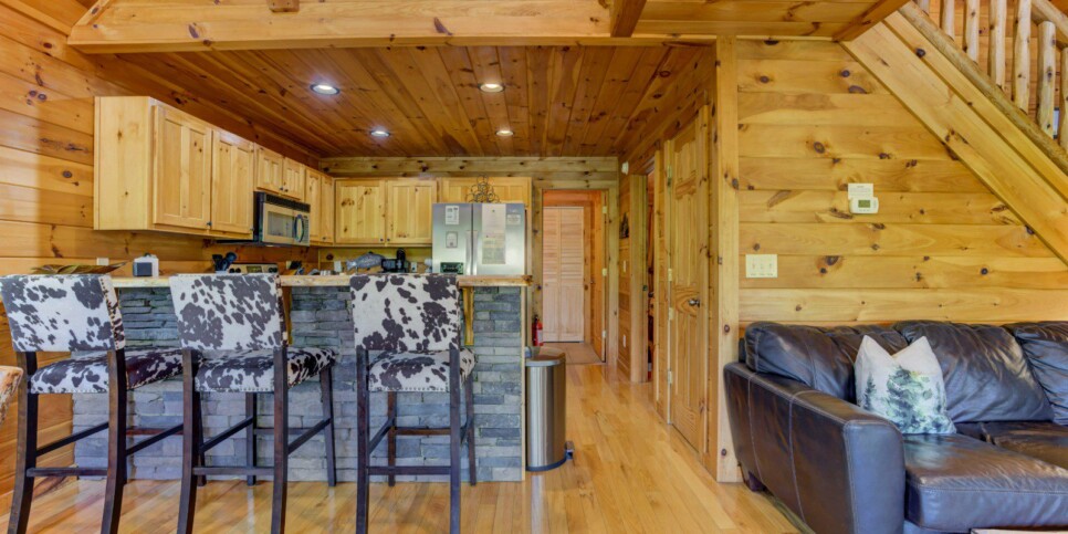Blue Ridge - Family Time Cabin - Kitchen