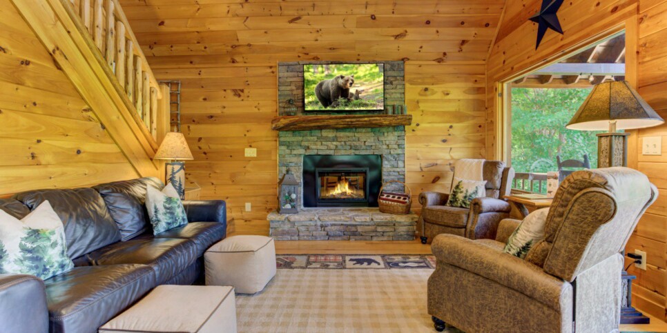 Blue Ridge - Family Time Cabin - Living Room