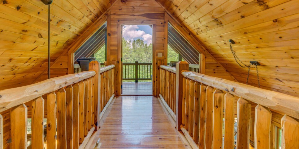 Blue Ridge - Family Time Cabin - Rec Room