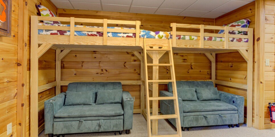 Blue Ridge - Family Time Cabin - Rec Room