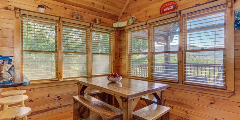 Blue Ridge Cabin - Sunrise Splendor - Kitchen