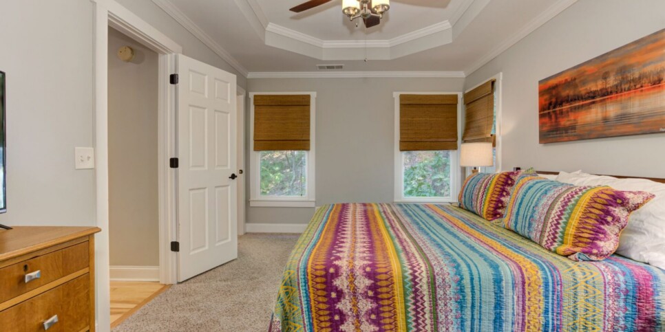 Big Canoe Cabin - Woodland Wonder - Bedroom