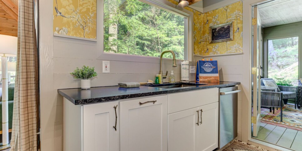 Big Canoe - Wandering Creek - Kitchen