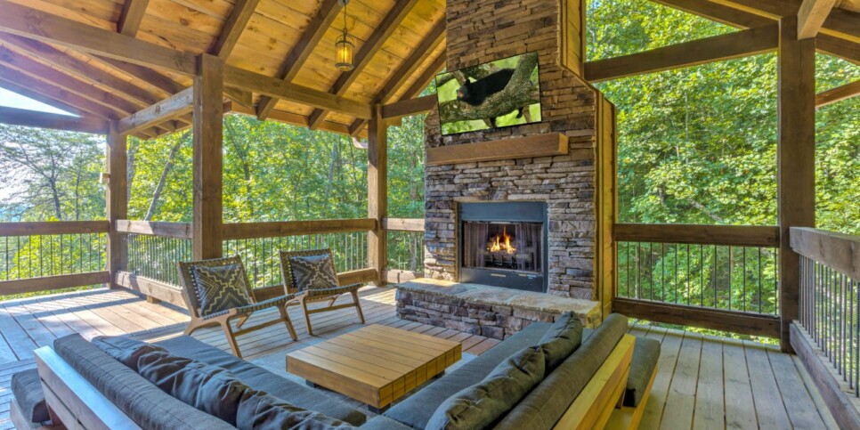 Blue Ridge - Little Creek Cabin - Exterior