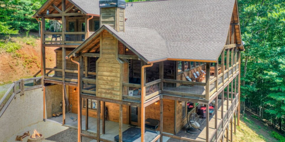 Blue Ridge - Little Creek Cabin - Exterior
