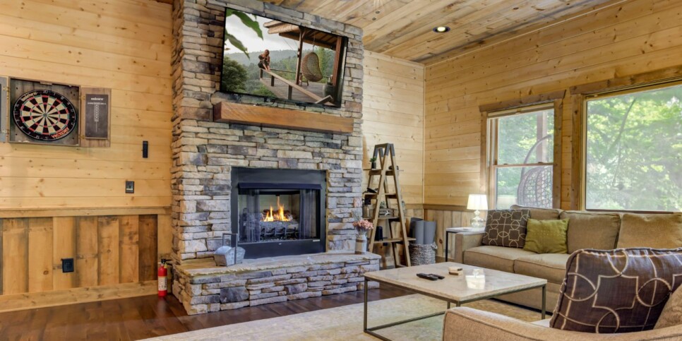 Blue Ridge - Little Creek Cabin - Rec Room
