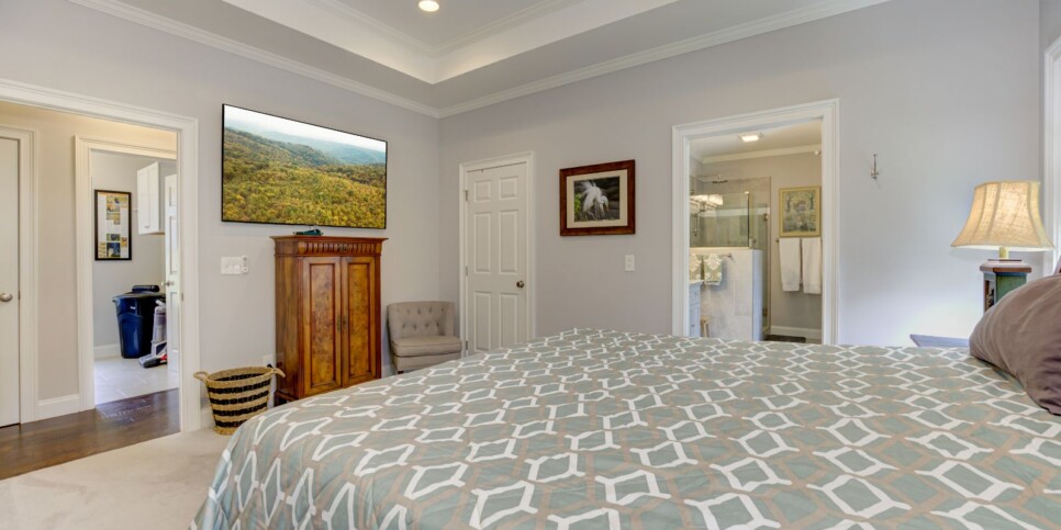 Jasper-The Winchester House-Bedroom