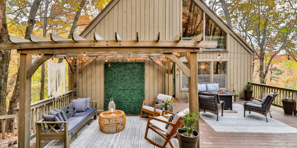 Big Canoe - Good Times - Exterior