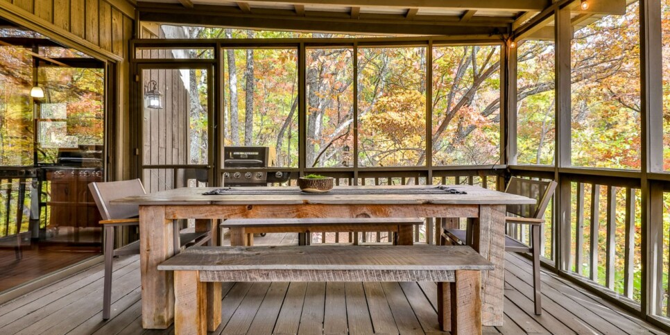 Big Canoe - Good Times - Exterior