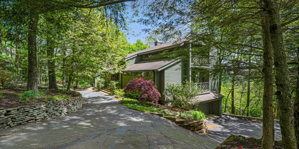 Big Canoe - Heaven on Earth - Exterior