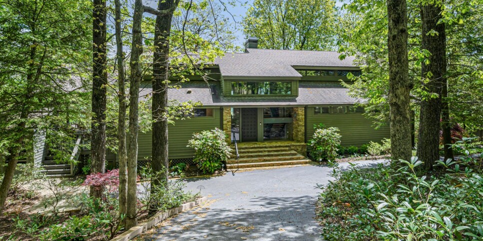 Big Canoe - Heaven on Earth - Exterior