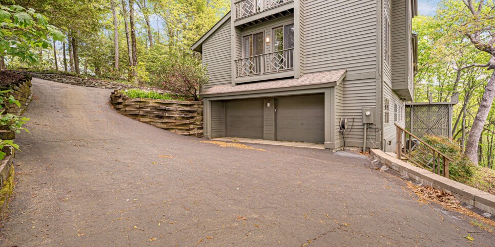 Big Canoe - Heaven on Earth - Exterior