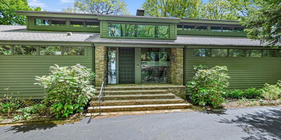 Big Canoe - Heaven on Earth - Exterior