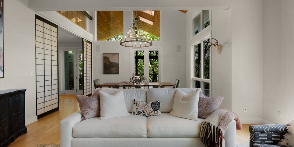 Big Canoe - Heaven on Earth - Living Room