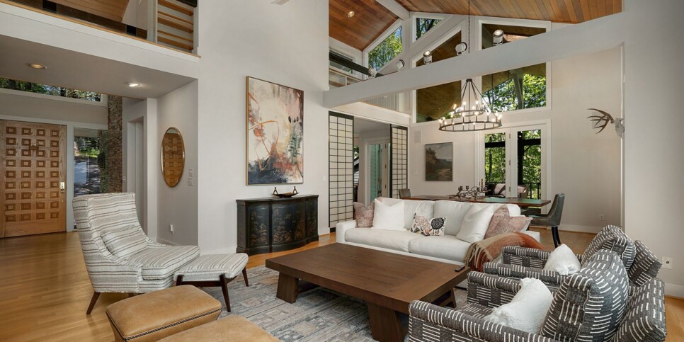 Big Canoe - Heaven on Earth - Living Room