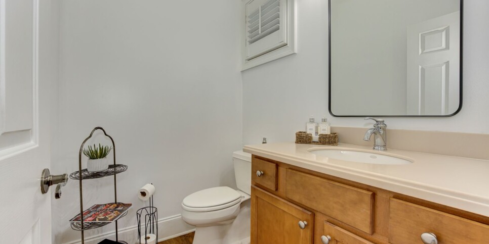 Big Canoe - Mountain Grove Lodge - Bathroom