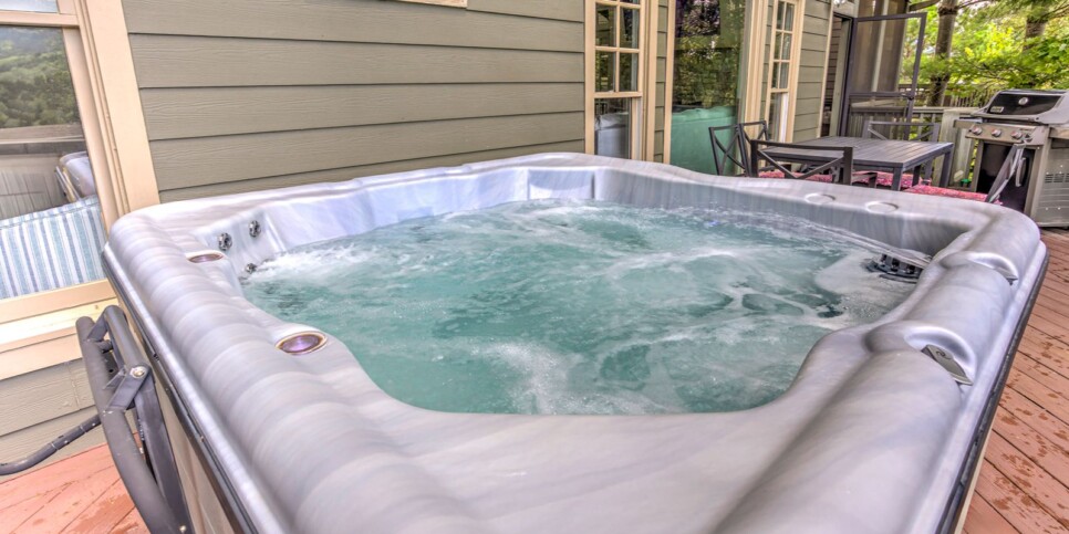 Big Canoe - Mountain Grove Lodge - Exterior