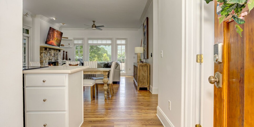 Big Canoe - Mountain Grove Lodge - Kitchen