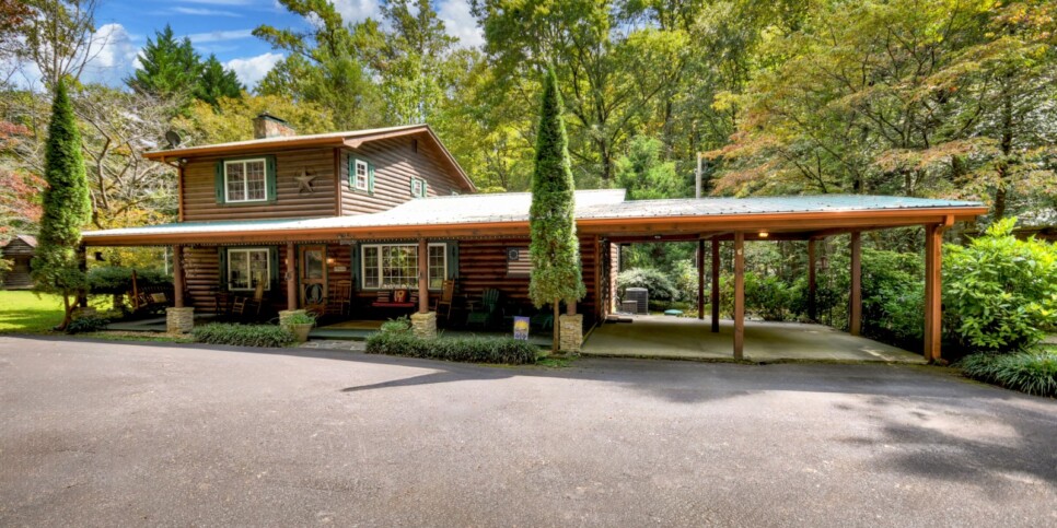 blue-ridge-cabins-cowboy-cabin-exterior