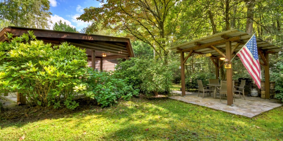 blue-ridge-cabins-cowboy-cabin-exterior