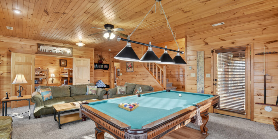 blue ridge amazing mountain view rec room