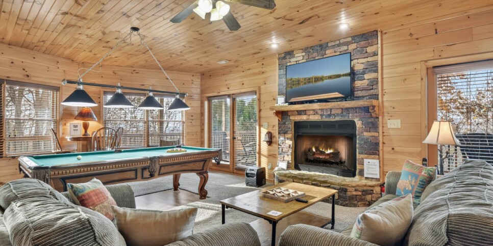 blue ridge amazing mountain view rec room