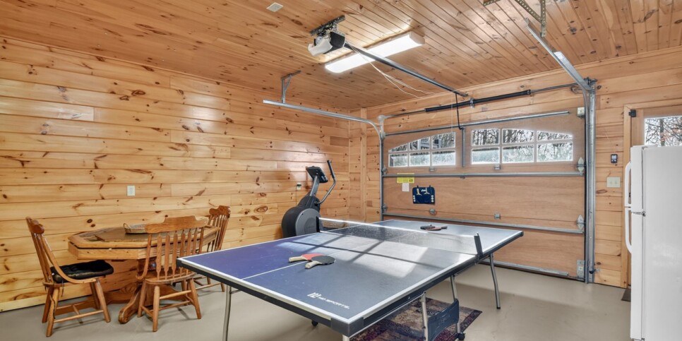 blue ridge amazing mountain view rec room