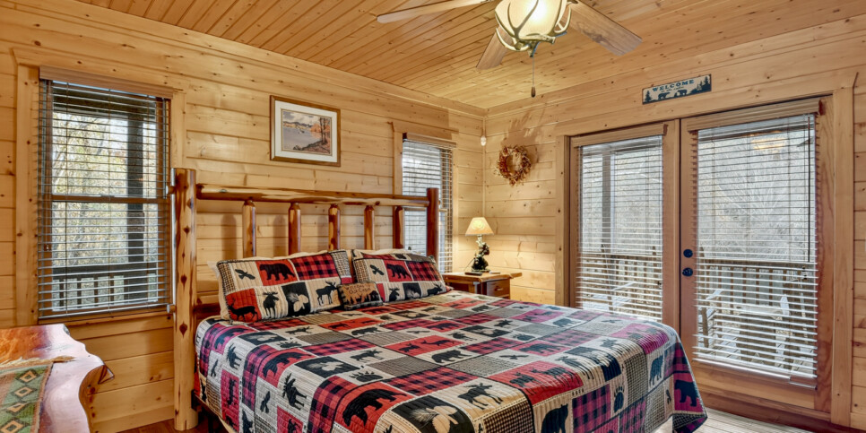 blue ridge astounding river view bedroom