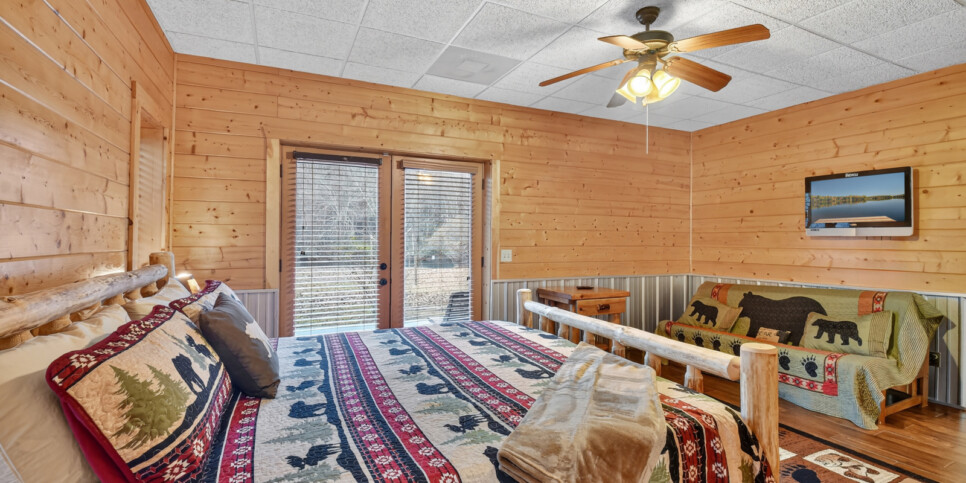 blue ridge astounding river view bedroom