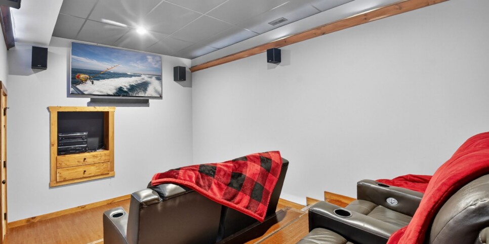 blue ridge awe inspiring mountain view rec room