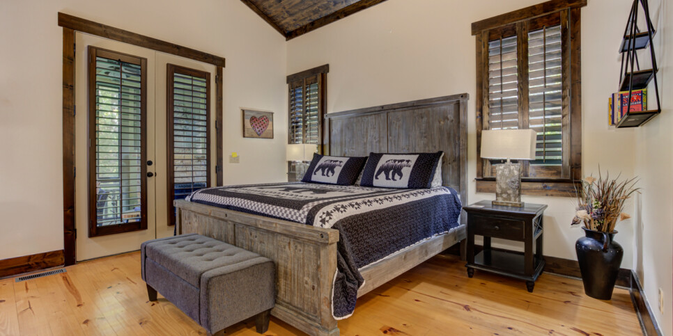 Big-Canoe-Choctaw-Getaway-bedroom