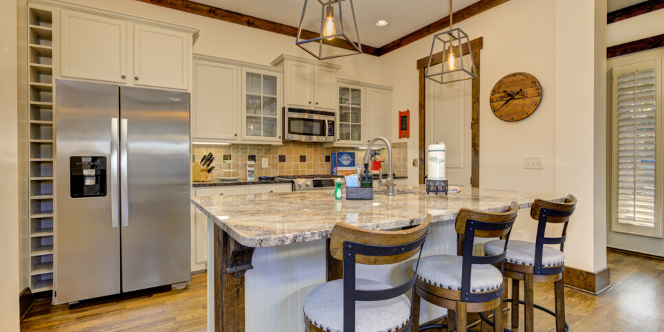 Big-Canoe-Choctaw-Getaway-kitchen